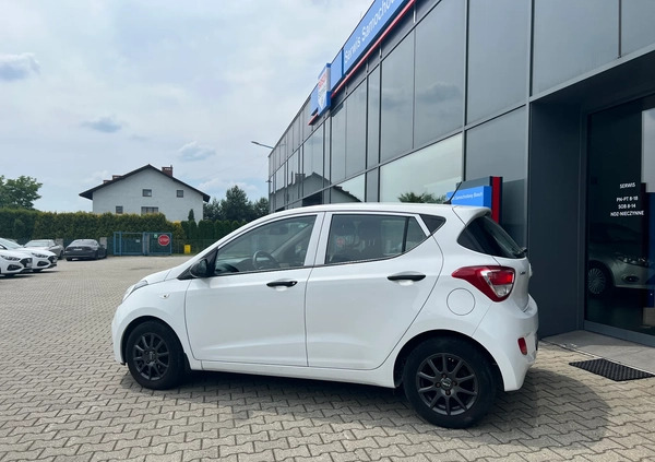 Hyundai i10 cena 30900 przebieg: 90900, rok produkcji 2016 z Kielce małe 56
